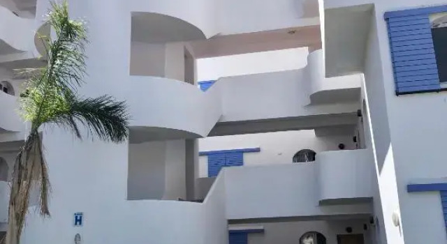 Brand new Beautiful Vacation house - Family Only, Rezerwuj Hotel Hotele w Tanger-Tetouan z parkingiem, Parking