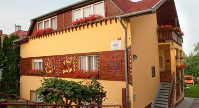 Jlia Villa Apartman