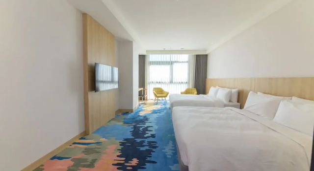 Четырёхместный семейный номер Standard Golden Tulip Hotel Taichung