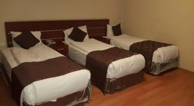 Siyav Hotel