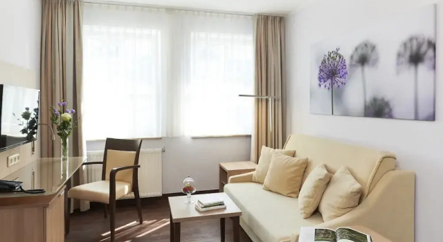 Трёхместный номер Standard Hotel Seeschloss