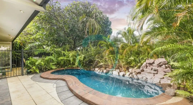 Коттедж Zen Treetops Private Pool Outdoor Dining