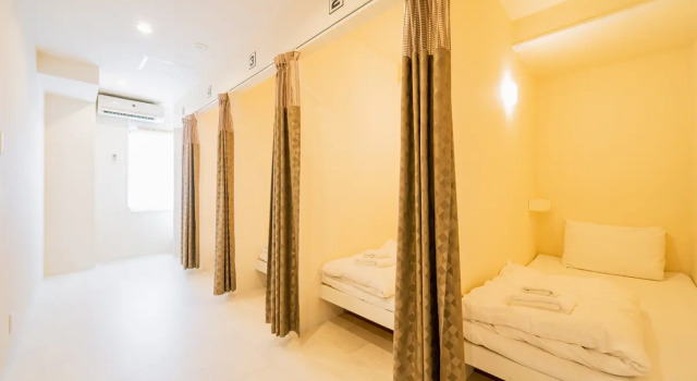 Bett im Wohnheim Hotel Pagoda