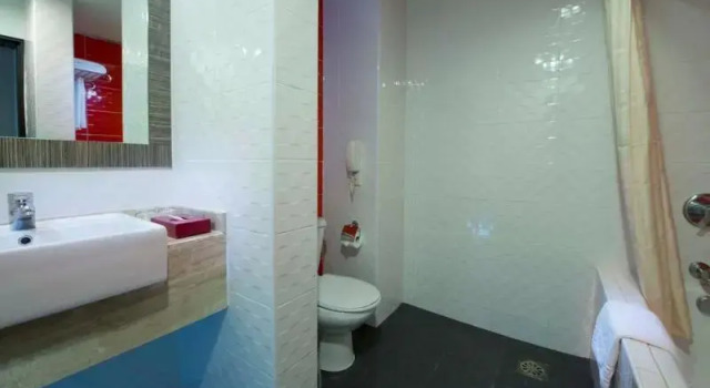 Двухместный номер Standard с балконом Swiss-Grand Beach Resort Kuantan - Newly Upgraded 5-Star