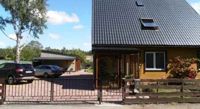 Guesthouse Männiku, Book Hotel Hoteller i Pärnumaa med parkering, Parkering