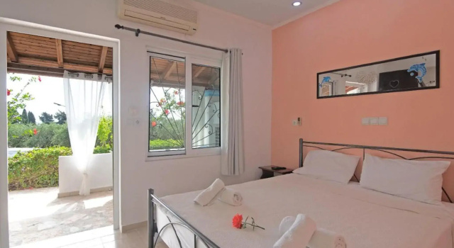 Appealing apartment in Mpenitses with pool, Забронировать Апартаменты/квартира Отели периферии Ионических островов с парковкой, Парковка