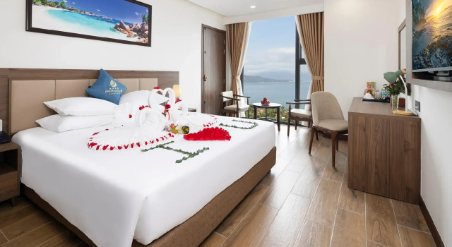 Номер Deluxe Miracle Luxury Nha Trang