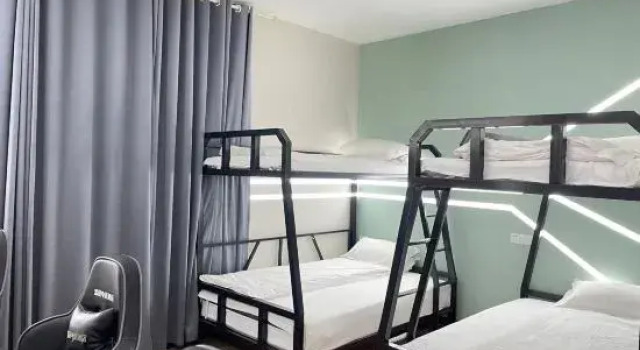 Linquan Aurora E-Sports Hotel