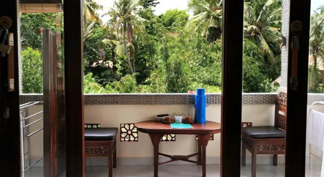 Ayu Homestay, Rezervovat Hotel Hotely v Bali se snídaní, Snídaně