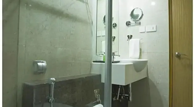 Номер Standard Hotel Tulip Bangalore
