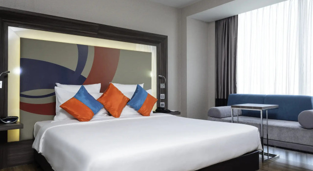 Номер Standard Novotel Bangkok IMPACT