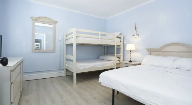 Garfield Beach House, Забронировать Отель Вайлдвуд The Wildwoods