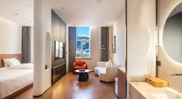 Suite Tai Ji Er