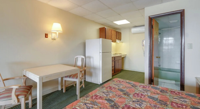 Номер Standard Surf Inn Suites