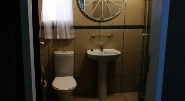 Willow Manor Guest House Brits, Prenota Affittacamere Hartbeespoort 