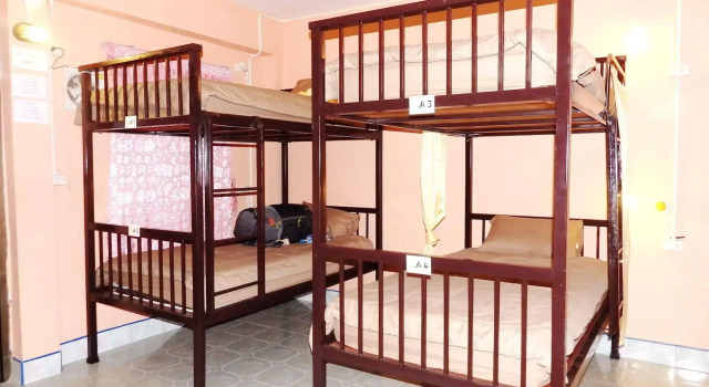 Jinda Hostel, Забронировать Хостел Отели Южного Таиланда с парковкой, Парковка