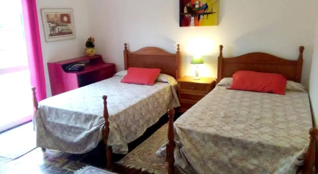 Villa Rua Tiradores Cortiça, Rezerwuj Willa Domki letniskowe w Alentejo, Domek