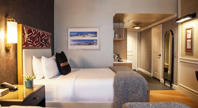 Четырёхместный номер Superior Delamar Westport