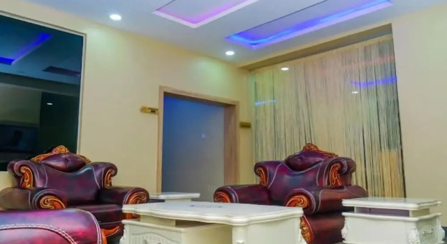 E- Exclusive Hotel, Prenota Hotel Hotel a Ibadan con parcheggio, Parcheggio