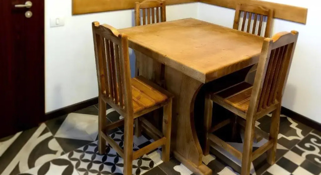 Casa Caprioara, Rezervovat Hotel Hotely v Hunedoara s parkováním, Parkování