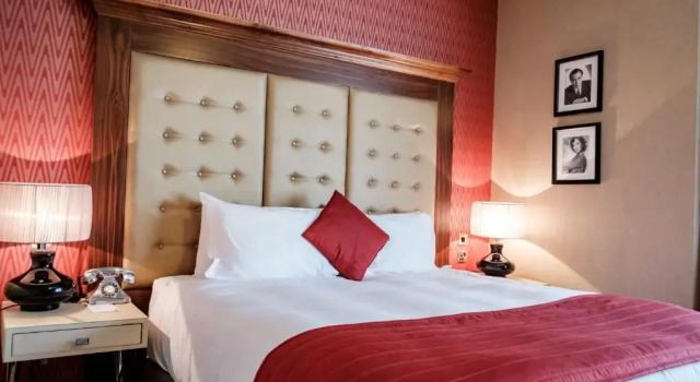 Полулюкс The Drayton Court Hotel