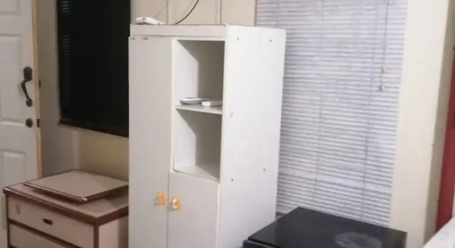 Студия Economy Tony's Guest House