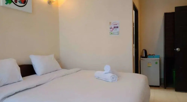 Zodiac Hotel, Забронировать Отель Патонг-Бич остров Пхукет, рядом с Торговый центр Banana Walk