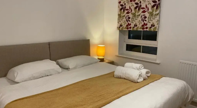 Spacious 2 Bed House for Corporate and Family Stays