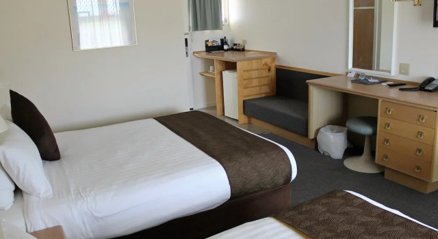 Трёхместный номер Standard Hospitality Geraldton SureStay Collection by Best Western