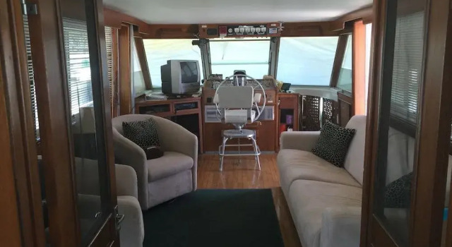 Classic Yacht Rentals at FloraBama