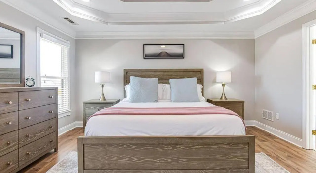 Huge 4 Bdrm Home in the Heart of Atlanta King Bed, Buchen Sie Hotel Atlanta Georgia