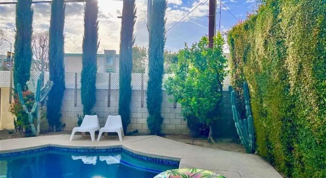 Endless summer in LA *HEATED POOL/HOT TUB/CABANA*