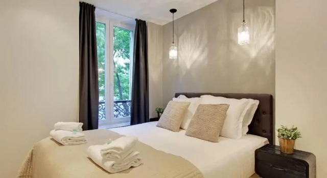 Pick A Flats in Champs Elysees - Rue Percier, Забронировать Апартаменты/квартира 8-й округ: Елисейские поля Париж, рядом с Вокзал Сен-Лазар