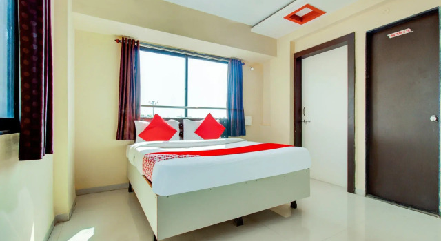 Capital O 41327 Hotel Rama Palace, Забронировать Отель Недорогие отели штата Махараштры, недорого