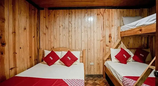 Люкс с 3 комнатами Tiptop Vacation Homes