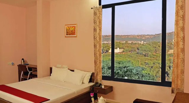 Номер Standard Hotel Shivam Fort View