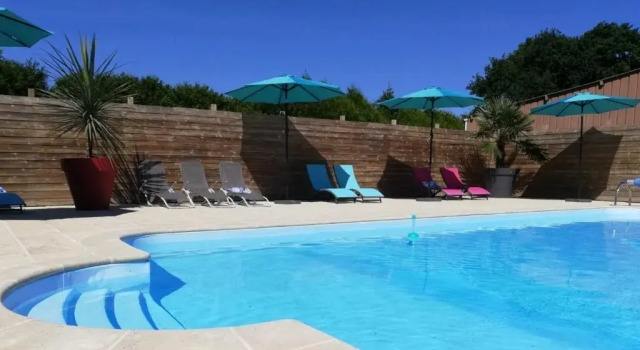 Коттедж c 1 комнатой Domaine de la Tarais