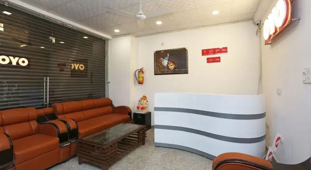 OYO 14386 Orange inn
