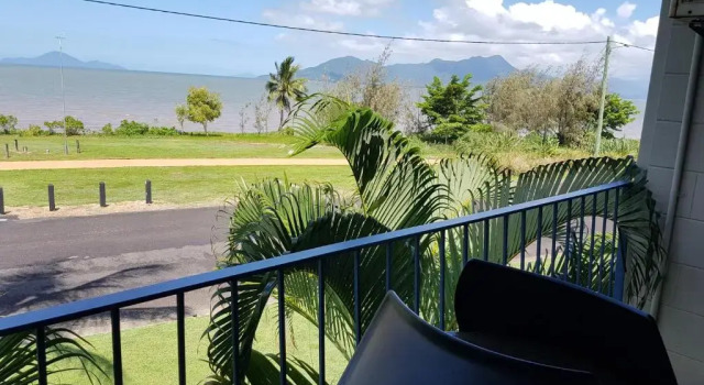 Номер Standard с видом на море Cardwell Beachcomber Motel & Tourist Park