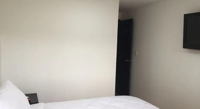 Hotel MB Boutique, Забронировать Бутик-отель Отели Богота с парковкой, рядом с CORFERIAS Bogota Convention Center, Парковка