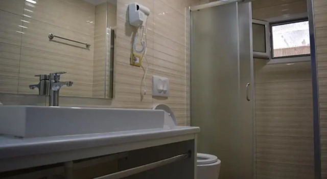 Семейный номер Standard с видом на море Hotel Kolagji