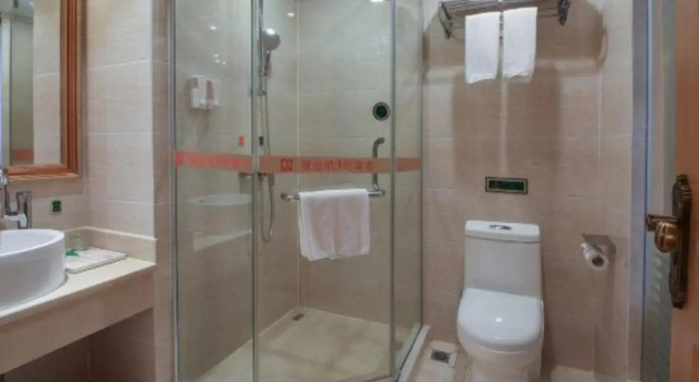Chihao Hotel (Shenzhen Shiyan Hongfa World Store), Rezerwuj Hotel Hotele w Shenzhen z parkingiem, Parking
