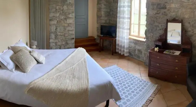 Les Tilleuls, Réserver Hôtel Saint-Georges-de-Luzencon Aveyron