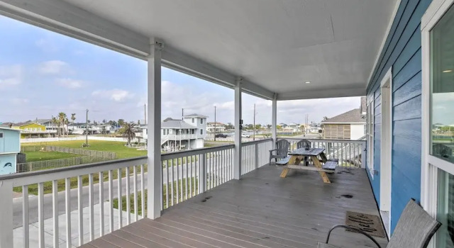 Коттедж < 1 Mi to Sea Isle Beach: Home w/ Pool Access