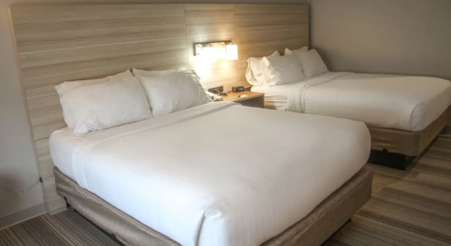 Holiday Inn Express Hotel & Suites Athens, an IHG Hotel, Varaa Hotelli Athens Ohio