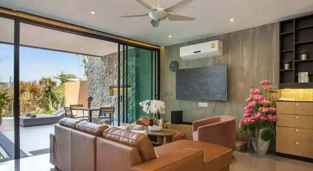 Scenic Green Hill Views 4BR Villa Jeanny