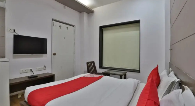 OYO 40663 knk hotel, Buchen Sie Hotel Gandhidham Gujarat