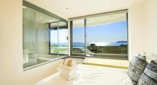 Четырёхместный номер Deluxe c 1 комнатой с видом на залив Laguna Villas & Resorts