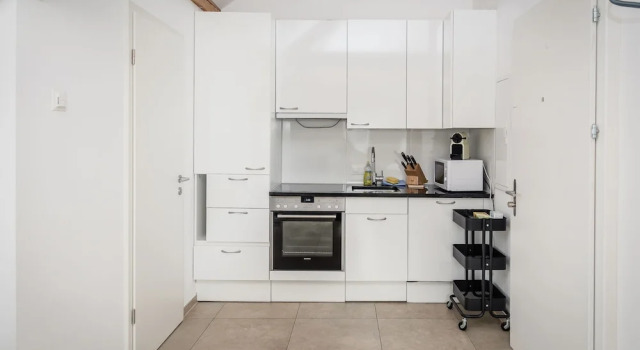 Апартаменты c 1 комнатой с балконом Zurich Furnished Homes