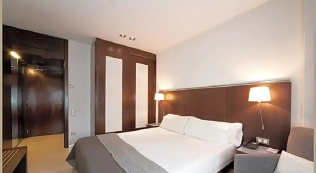 Двухместный номер Standard с видом на город Hotel Actual